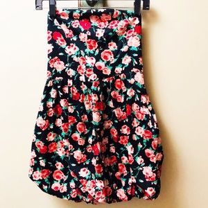 Pins & Needles strapless dress smocked back S